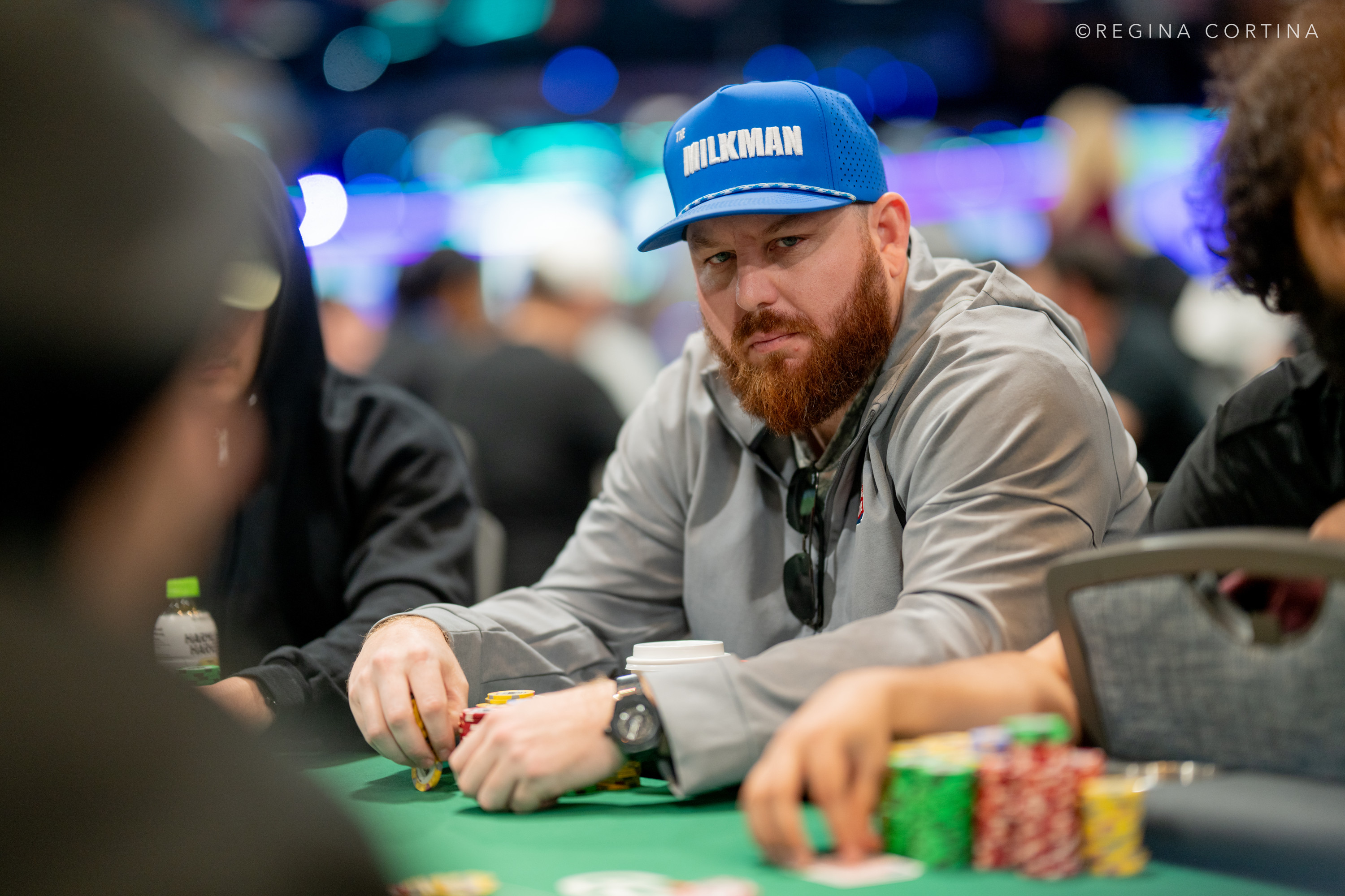 从挤奶工到扑克桌：昔日牛仔「牛奶人」再战WSOP主赛事 - 问鼎官网