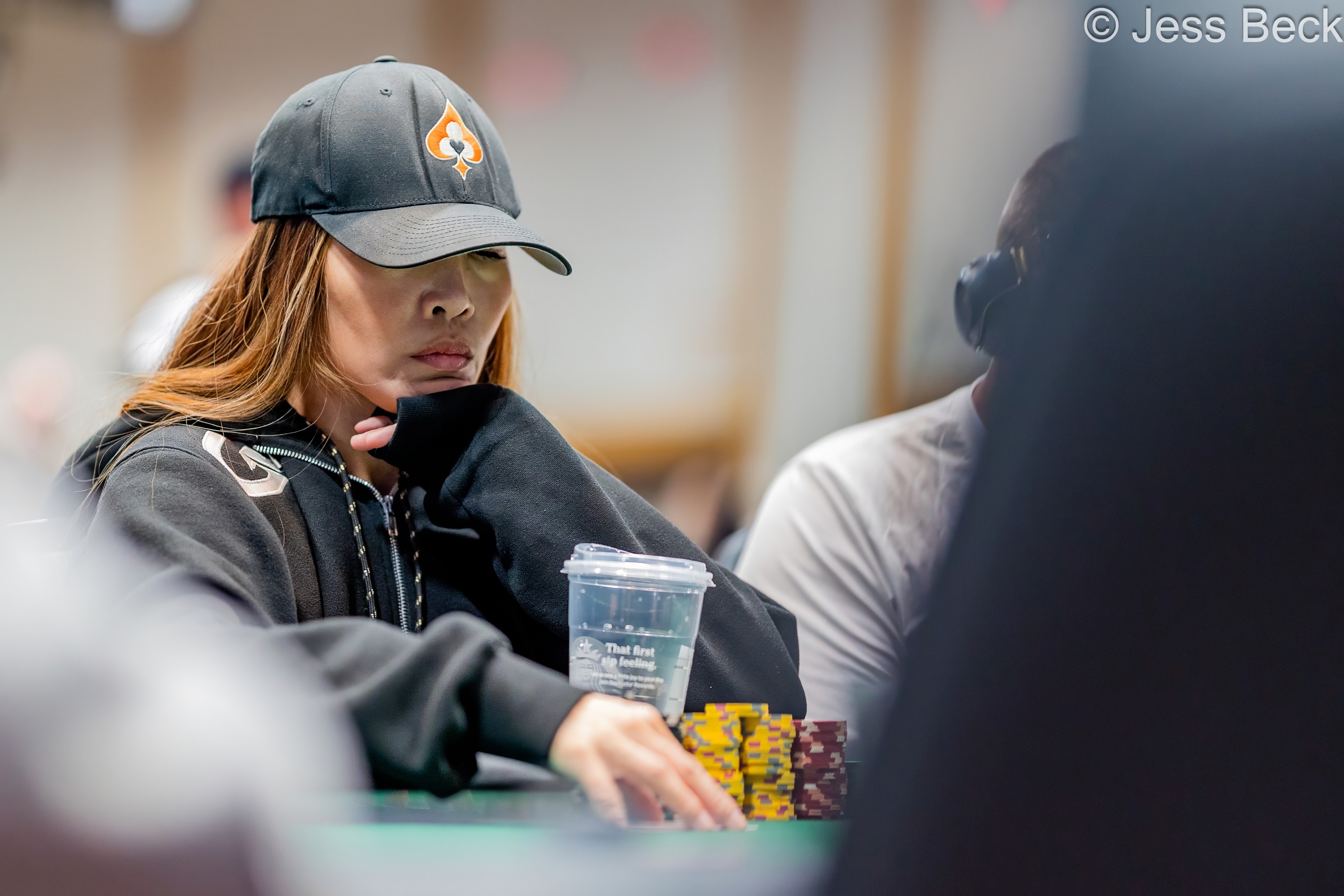 2026 WSOP 主赛事：Sasha Liu 登顶，钱圈将至 - 问鼎娱乐唯一官网